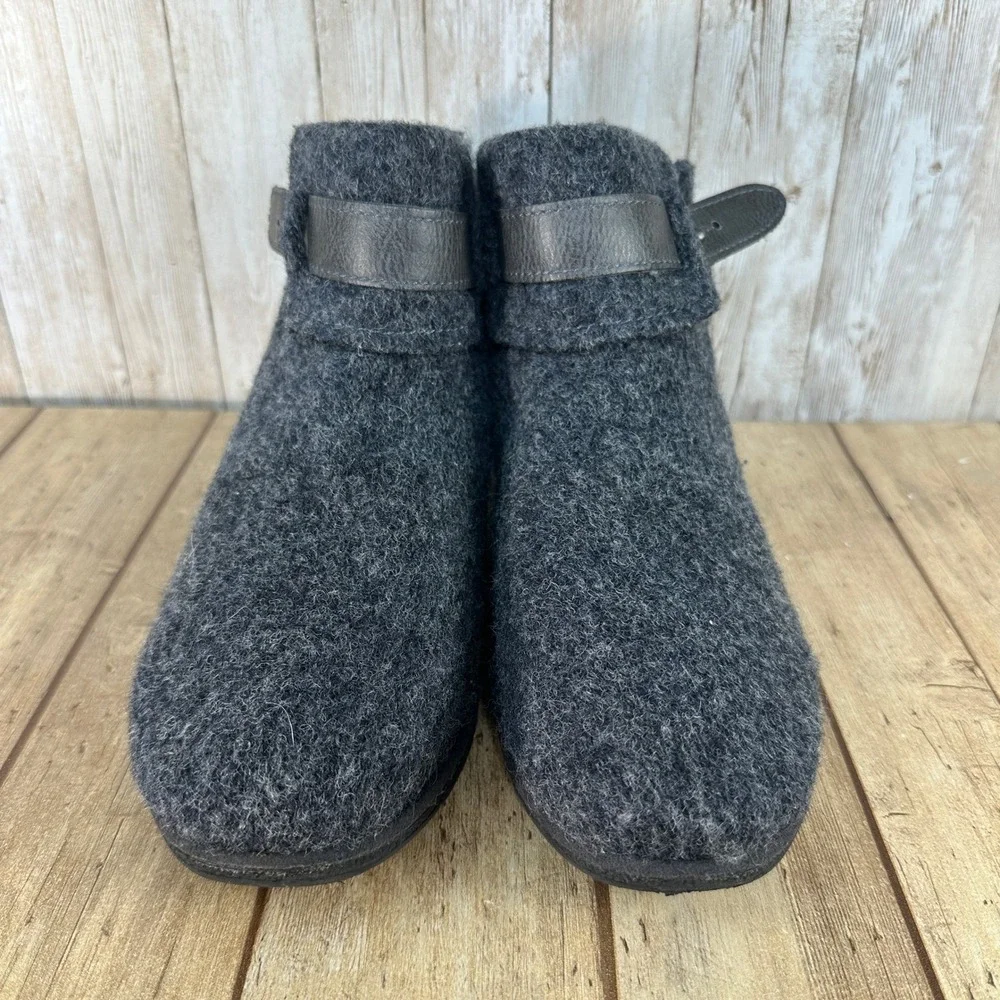 Bearpaw‎ Solstice Ankle Boots Gray Wool Blend Faux Leather Strap Winter Shoes